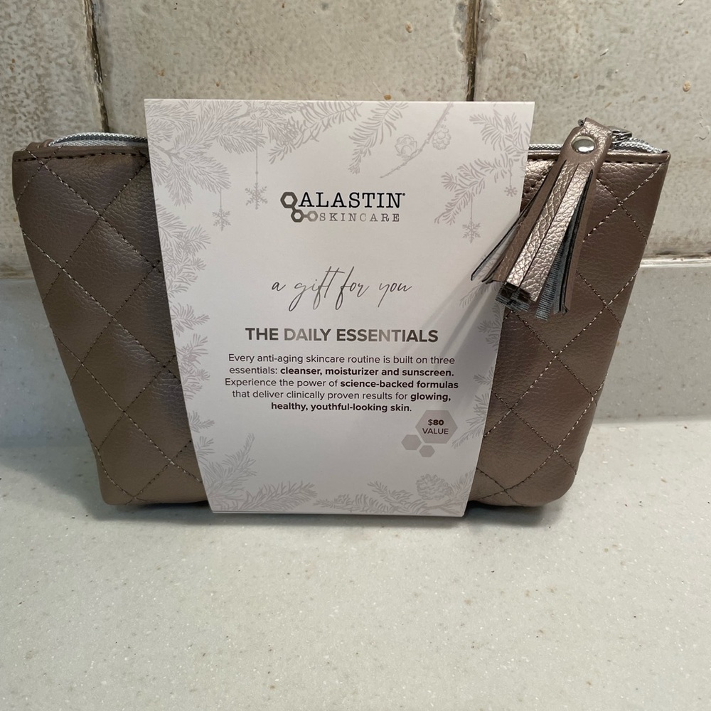 Alastin  Daily Essentials
